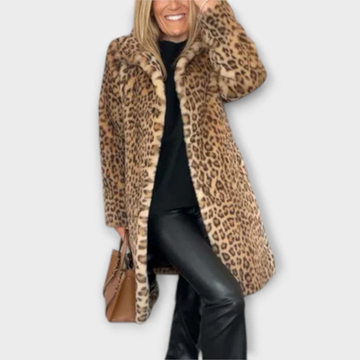 Amara | Leopárdmintás kabát meleg elegancia