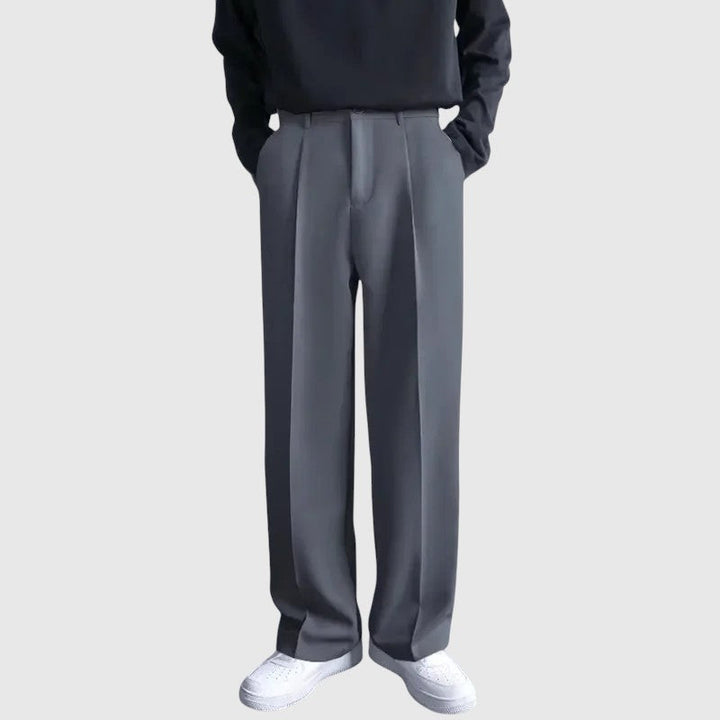 István | Laza elegancia minden alkalomra