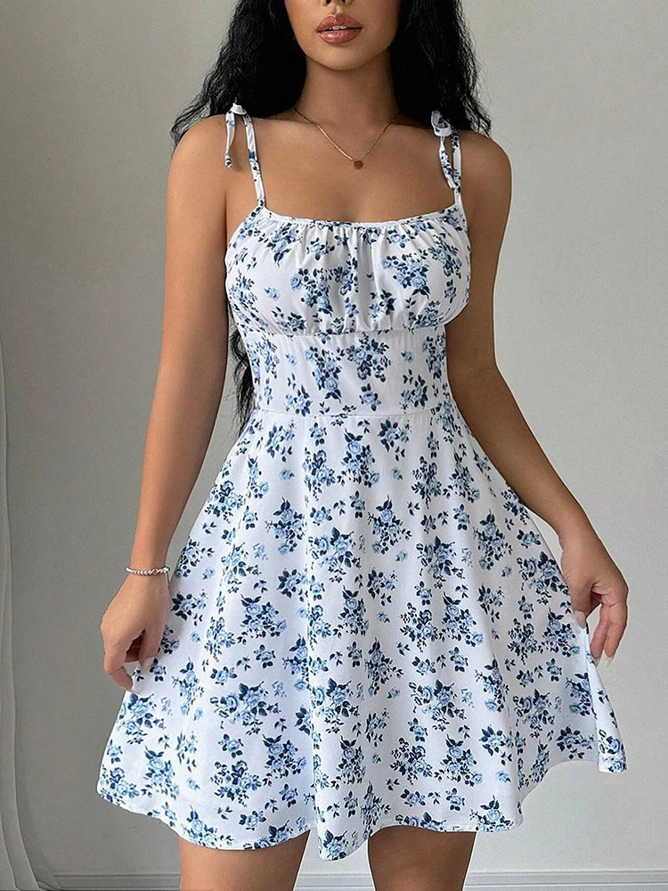Lara | Rochie scurtă cu bretele subțiri și imprimeu floral